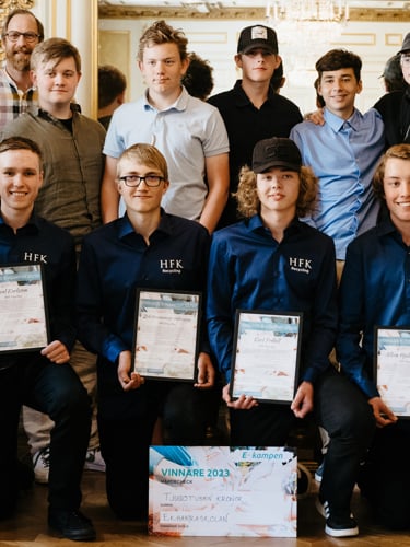 Pristagarna med diplom