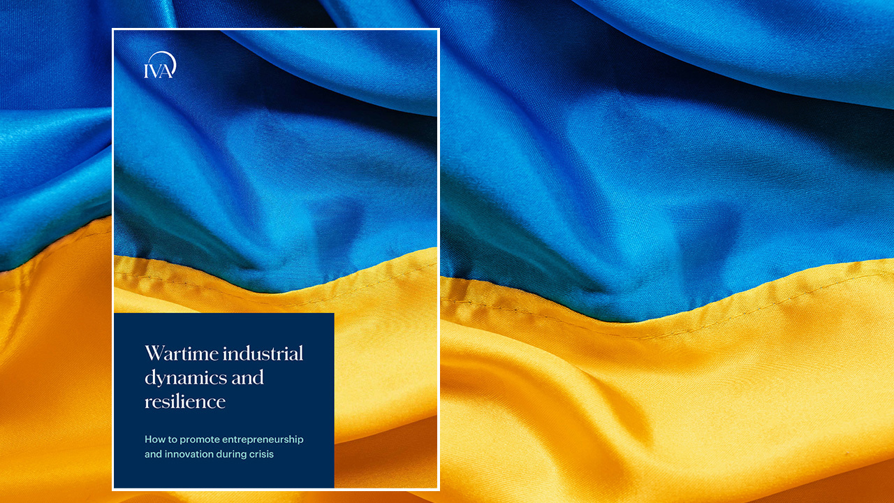 detalj tyg i gult och blått