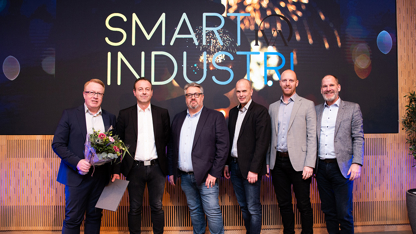 Clas Tengström, vd för Bror Tonsjö, och medarbetare under prisutdelningen på IVA i Stockholm.