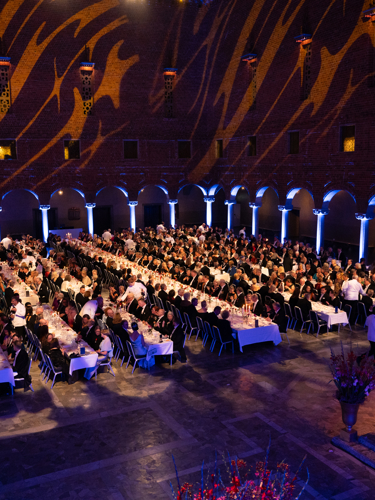 Alla gäster under banketten i Blå hallen